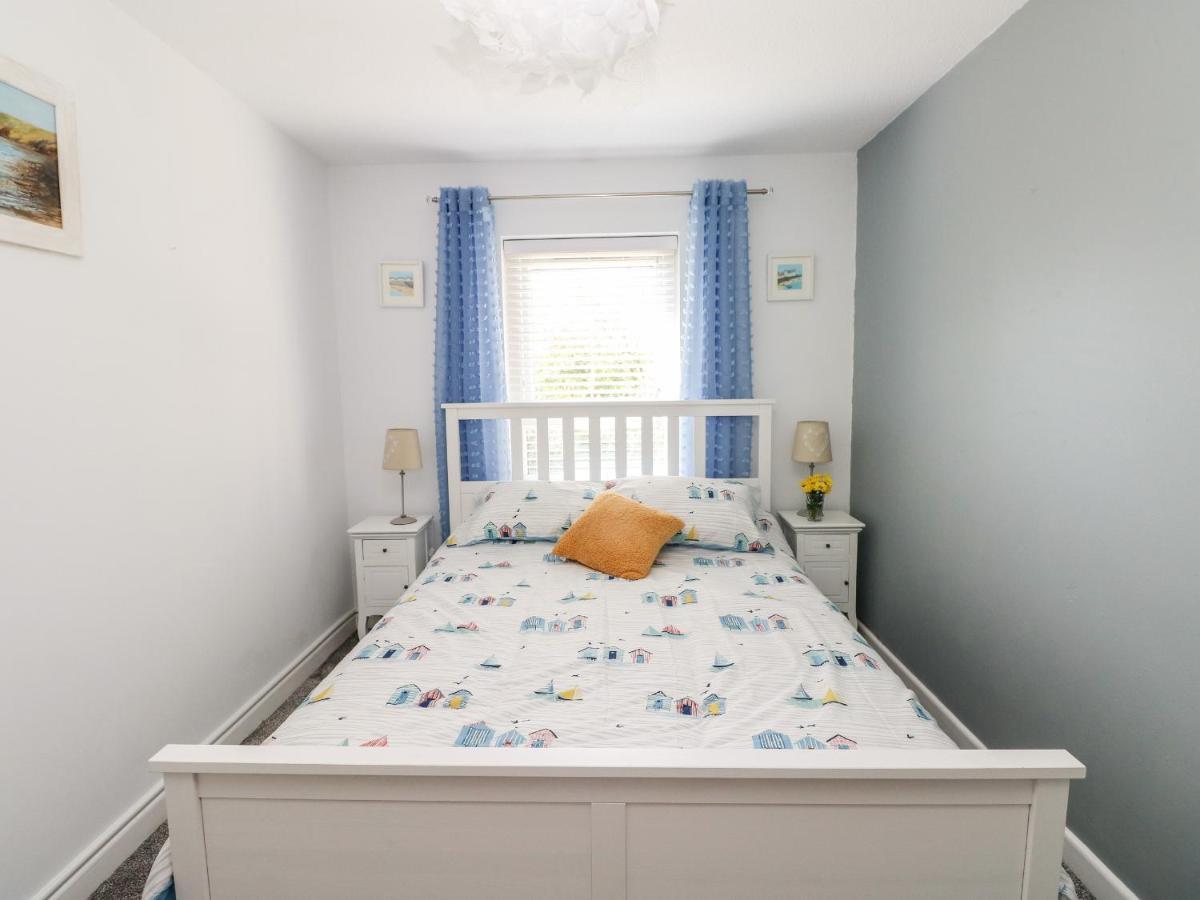 Clicketts Court Apartment Tenby