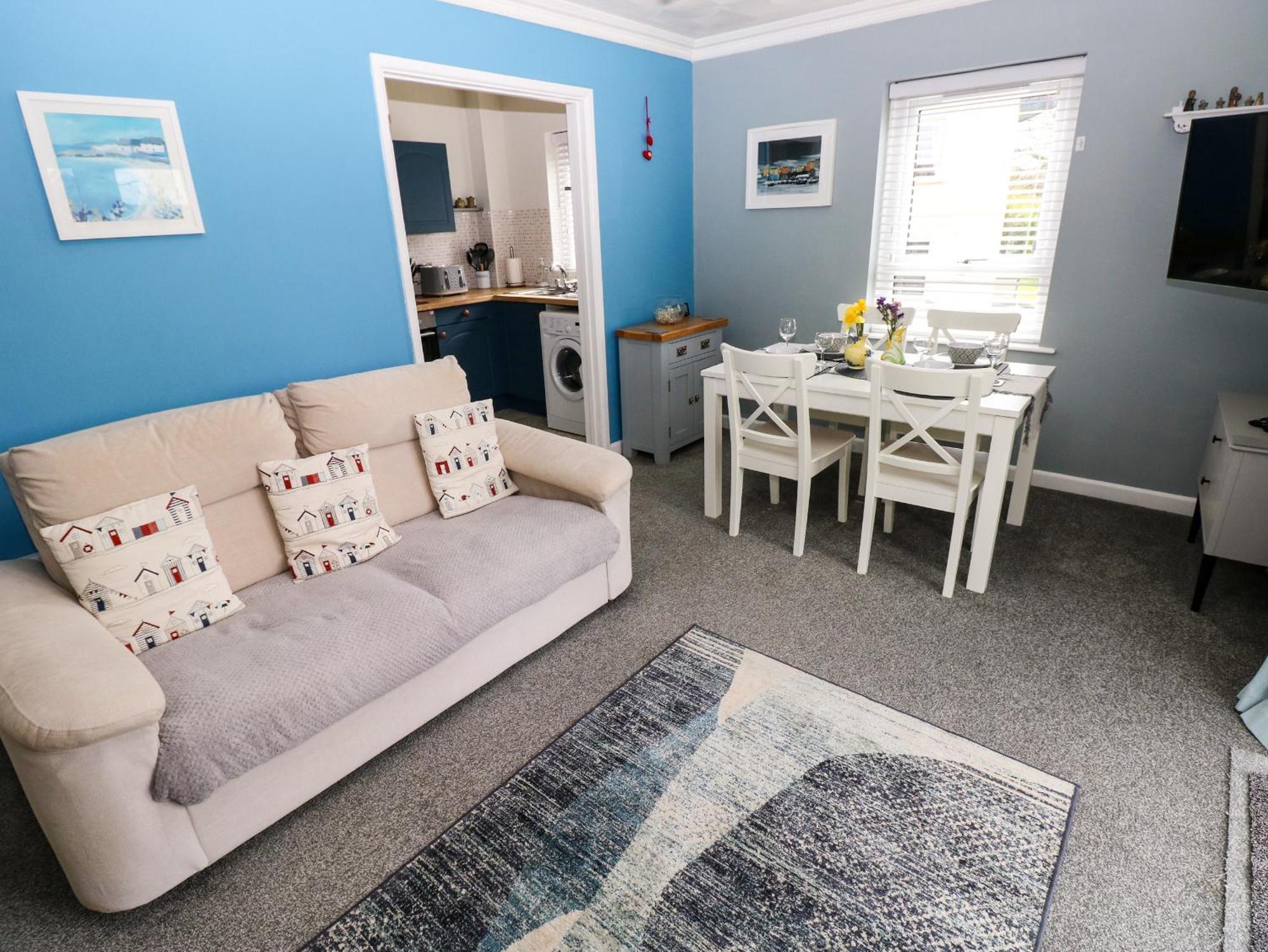 Clicketts Court Apartment Tenby